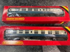 2 Hornby OO Br Coaches  :r921