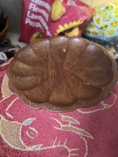 Vintage ￼scalloped Wooden