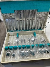 24 Piece Cutlery Set in