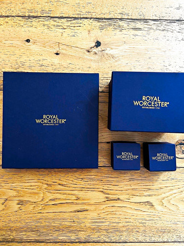 Royal worcester boxed - worcester,