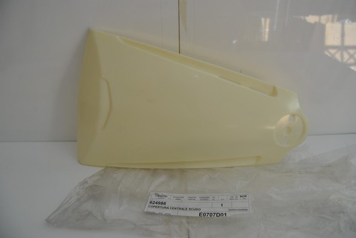 Central panel fairing shield