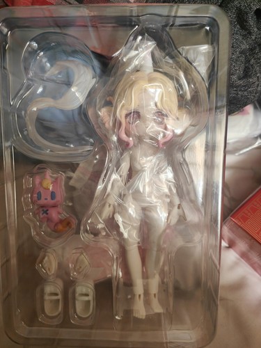 Ball jointed doll - jointed,
