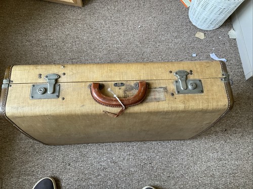 Vintage wooden suitcase - vintage,