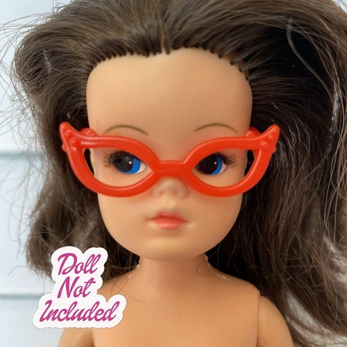 Sindy doll red reading glasses - sindy,