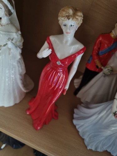 Princess diana figurine - princess,