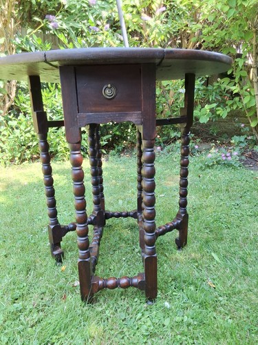 Petite vintage oak gateleg - vintage,