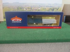 BACHMANN MK1 NKV UTILITY VAN BR BLUE. CAT NO.39-272A