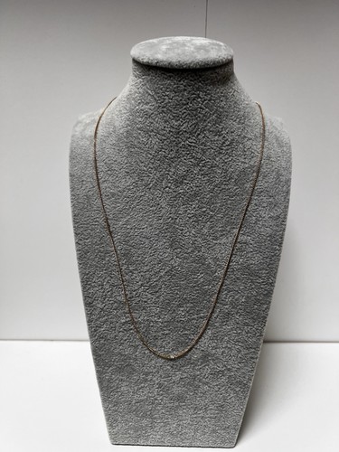 56g 9ct gold - 1.56g,