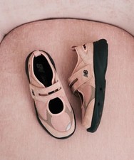 New Balance Breeze Womens Mary