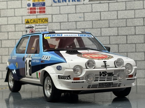 Boxed otto 1980 fiat - 1:18,