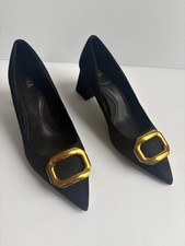 Zara pointed-toe heels in