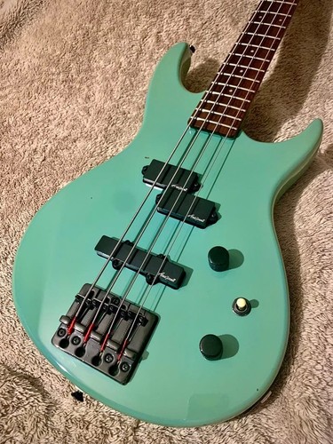 Aria pro vanguard - pro,