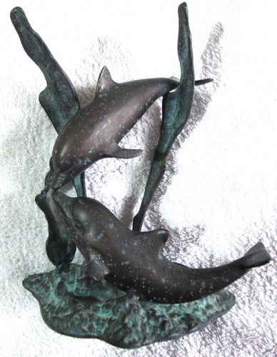 Bronze pair of - pair, dolphins