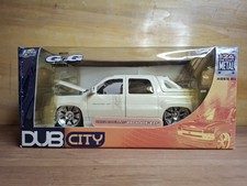 Jada Toys Dub City 2002 Cadillac Escalade Ext 1:24 Die Cast With GfG Wheels