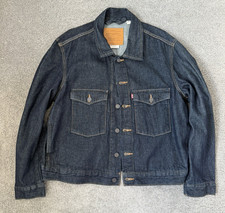 Levi’s mens M Medium 42