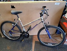 VINTAGE LATE 80'S RALEIGH ACTIVATOR 10 SPEED LADIES MOUNTAIN BIKE VERY NICE