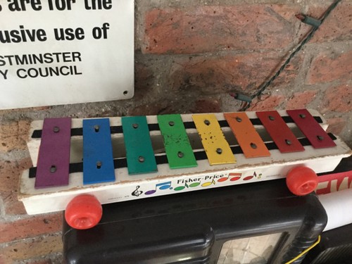 Vintage fisher price - price, pull
