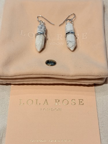 Lola rose white howlite point - lola,