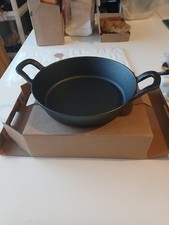 Cast Iron Round Eared Dish