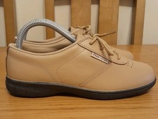 Grosby Free Step Beige Leather