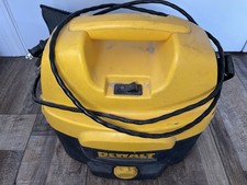 DeWalt DC500 2 Gallon Wet/Dry