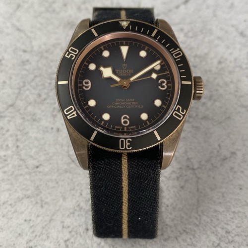 Tudor black bay - black,