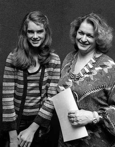 Brooke shields mother teri - shields,