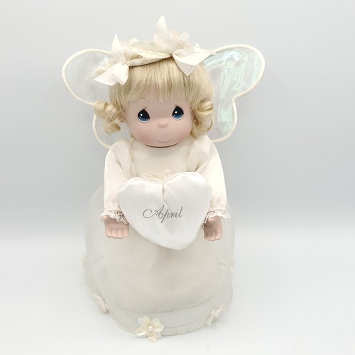 Box precious moments - moments, april