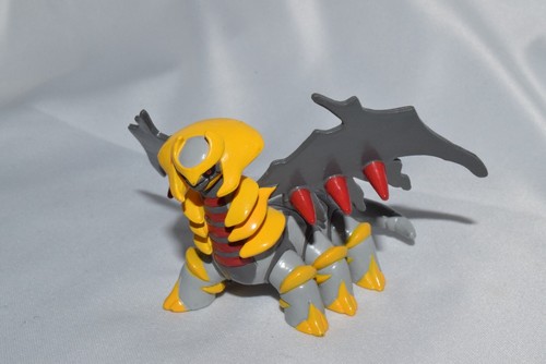 Giratina 2009 legendary - giratina,