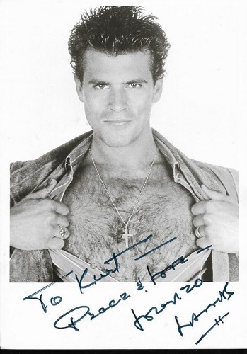 Lorenzo lamas falcon crest - falcon,
