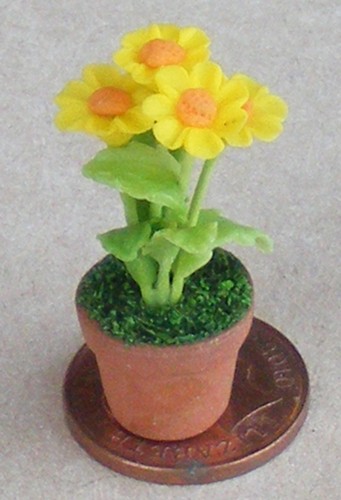Dolls house yellow daisies - house,