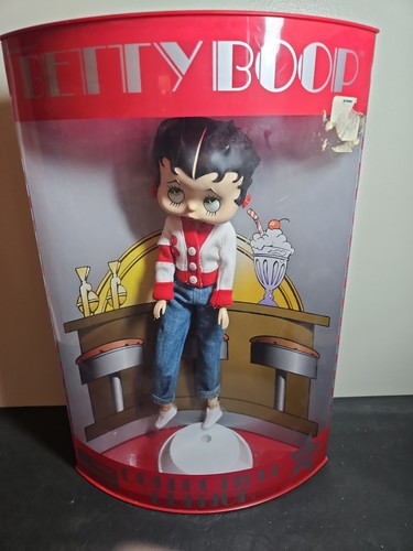 Betty boop collectible - betty,