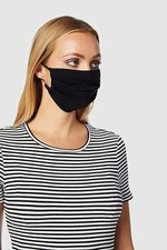 Oscars Apparel Pleated Adult