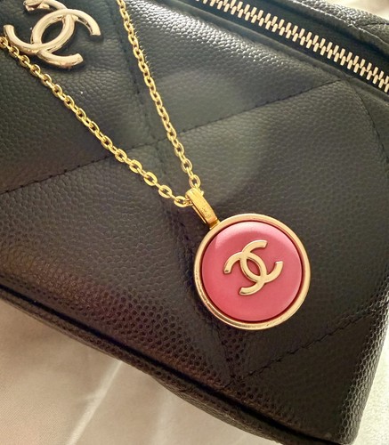 Vintage coco chanel - vintage,
