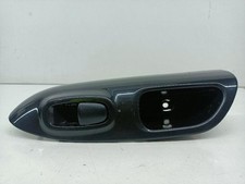 829611KA2A rear window control