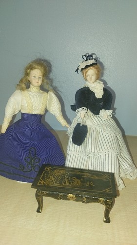 Porcelain miniatures dolls