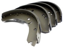 Set of 4 brake shoes, Front or
