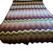 GROOVY!  Vintage 1970s Hand