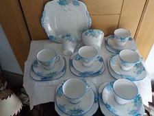 Rare Art Deco Hand Painted Sunderland China 22 Piece T Set Made In England. (CAB