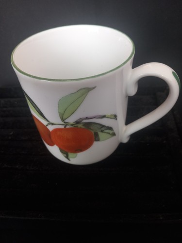 Royal worcester porcelain - royal,