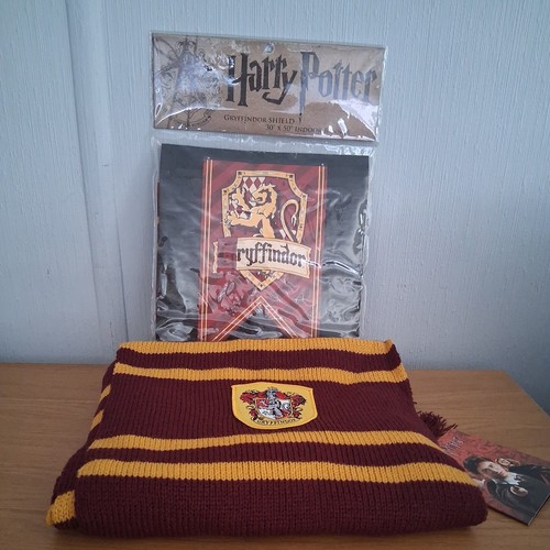 Harry potter gryffindor scarf - harry,