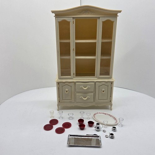 Marx sindy doll - doll, house