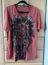 Gorgeous red Affliction T-shirt. Size Large. Great Condition. 