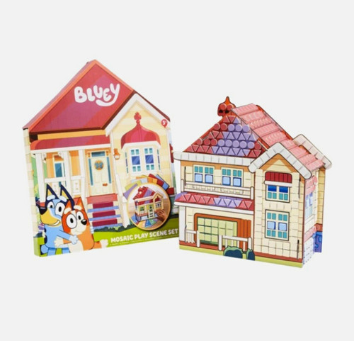 Bluey mosaic play - bluey, scene