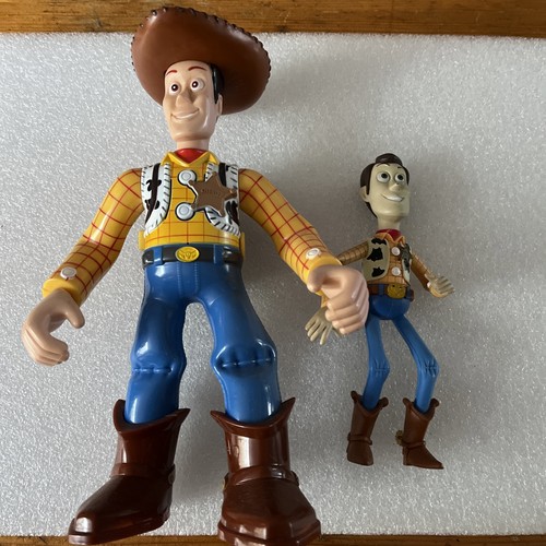 Woody action figure - woody,