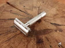 Gillette Flare Tip Super Speed K4 1965 VTG DE Safety Razor