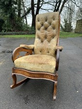 Antique Chesterfield-Style
