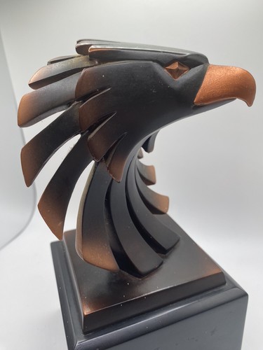 Eagle head trophy - head, engraved
