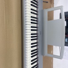 Yamaha NP30 Digital Keyboard 