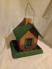 Log Cabin Birdhouse
